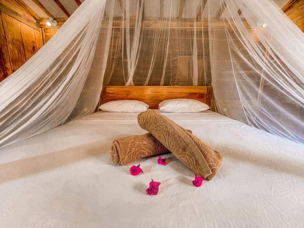 Mimpi Bungalow Гили-Мено Экстерьер фото