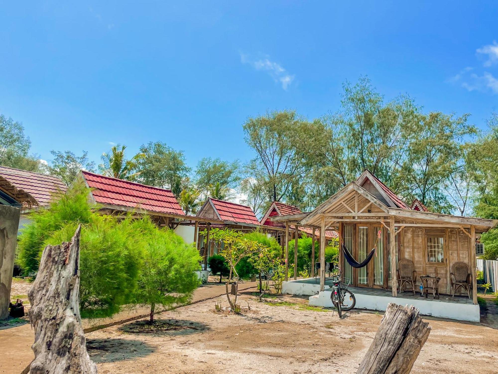 Mimpi Bungalow Гили-Мено Экстерьер фото